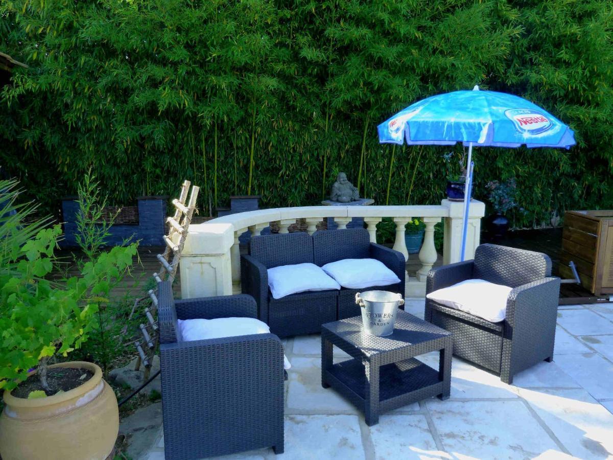 Les Bambous B&B Levens Exterior photo