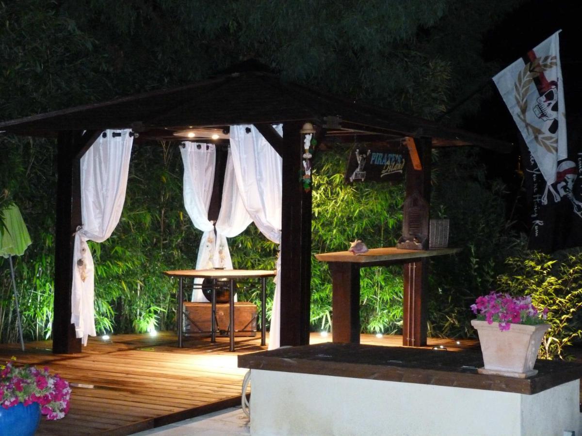 Les Bambous B&B Levens Exterior photo